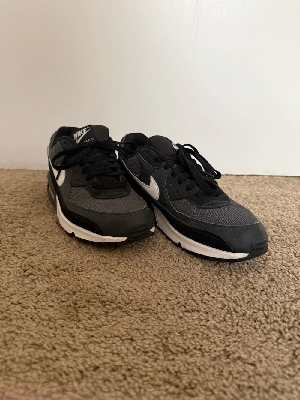 Nike Men’s Air Max Low-Top Sneakers - Black, Gray & White